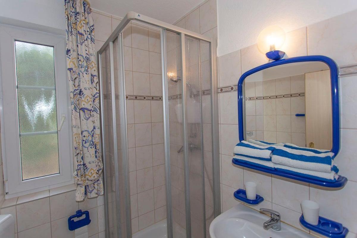 Haus Dornroeschen 45107 Apartment เกอเรน ภายนอก รูปภาพ
