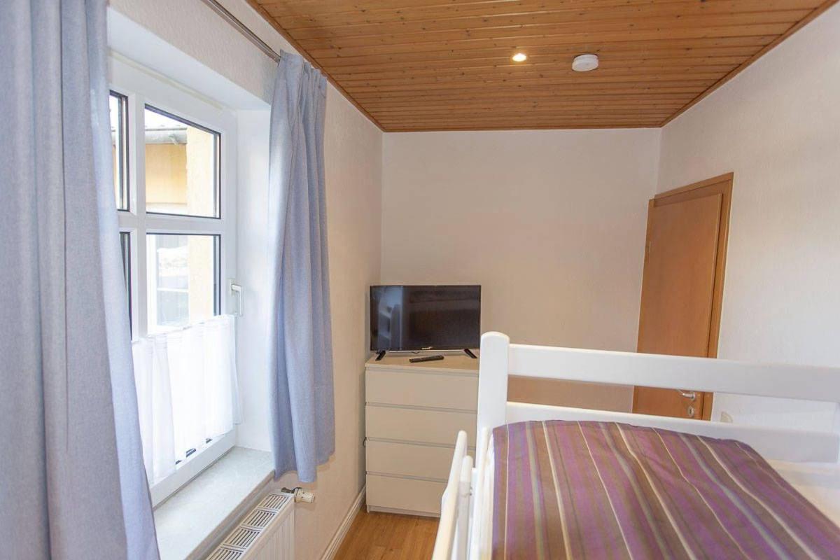 Haus Dornroeschen 45107 Apartment เกอเรน ภายนอก รูปภาพ