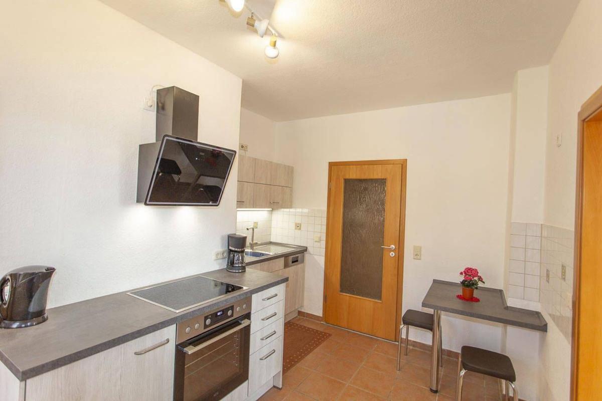 Haus Dornroeschen 45107 Apartment เกอเรน ภายนอก รูปภาพ
